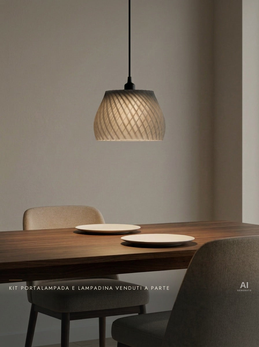 Twisted — Paralume a sospensione design — ambientata sera accesa — lampada a sospensione